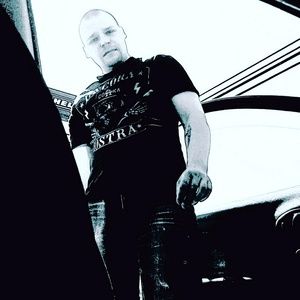 Meet your Posher, Logan